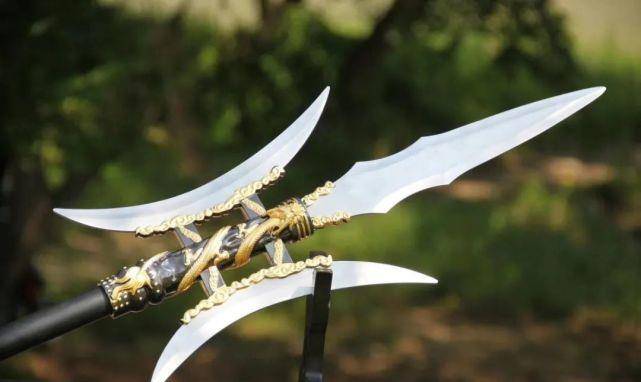 霍迪尔之矛：神话传说中的利刃，一击必中，战火燃起