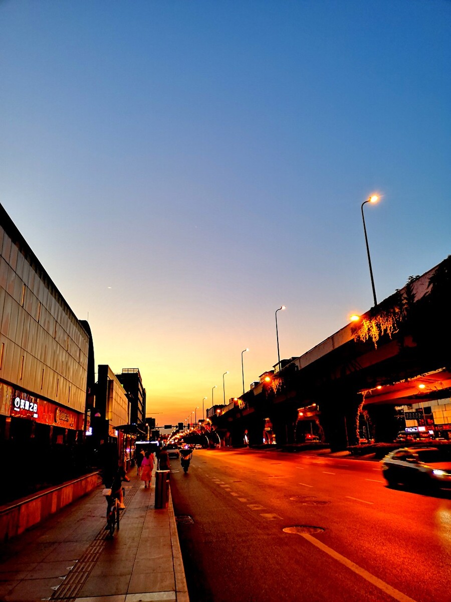 夕阳染红的街道cg包_夕阳染红的街道攻略_夕阳染红的街道游戏结局