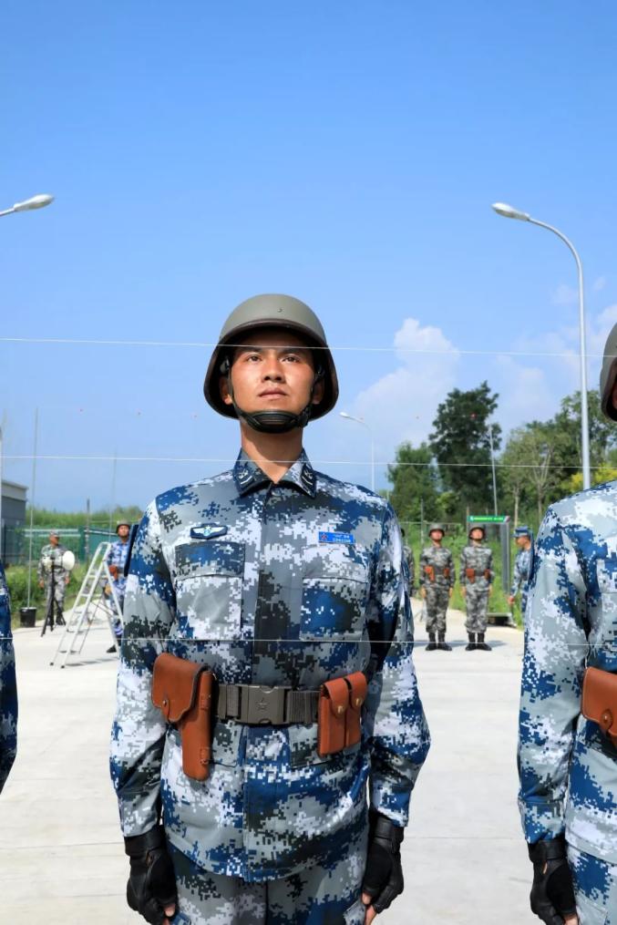 典韦攻击装出什么好_典韦出什么攻击装_典韦攻击最强的装备