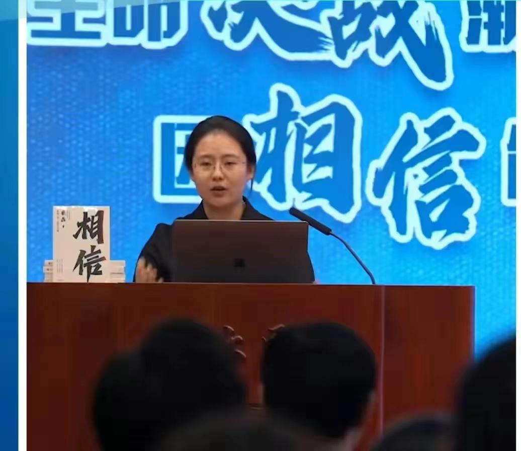 女妖是哪个装备_女妖最强出装_女妖lol装备